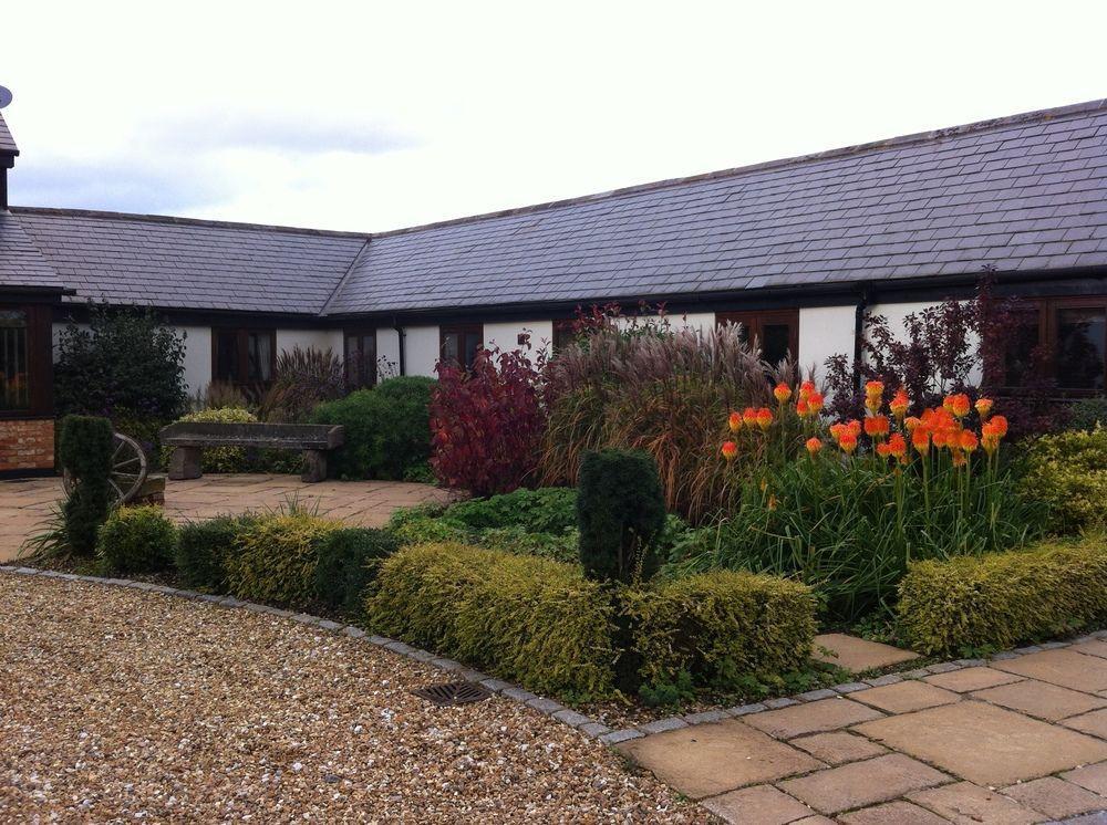 Manor Farm-Mk Self-Contained Serviced Accommodation Milton Keynes Exterior photo